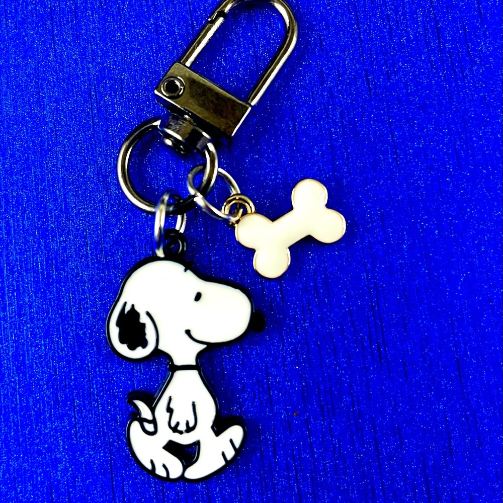 Snoopy 2 Inch Keychain - Picture 10 of 10